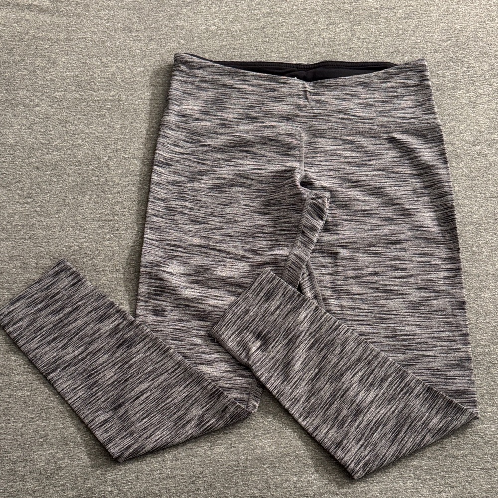 Tuff Athletics Women’s Charcoal Capri Leggings
